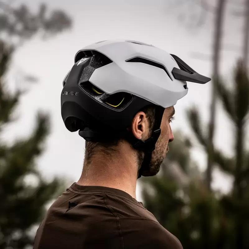 Linea 03 MIPS MTB Enduro Helmet Black/White Size M-L (55-58cm) #7