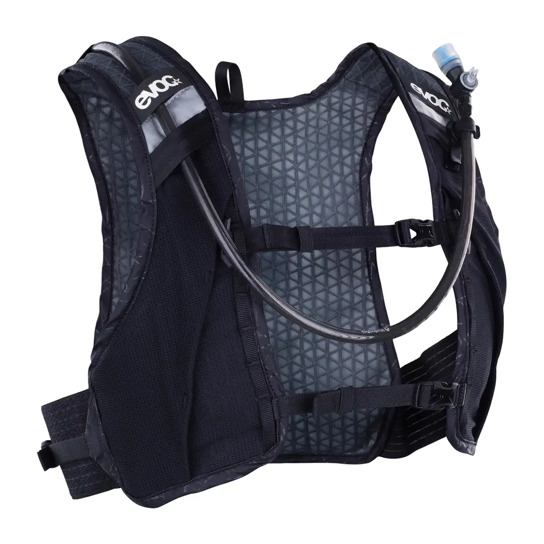 Hydro Pro Ultra 1,5L Hydration Backpack + 1,5L Hydration Bladder Schwarz - image