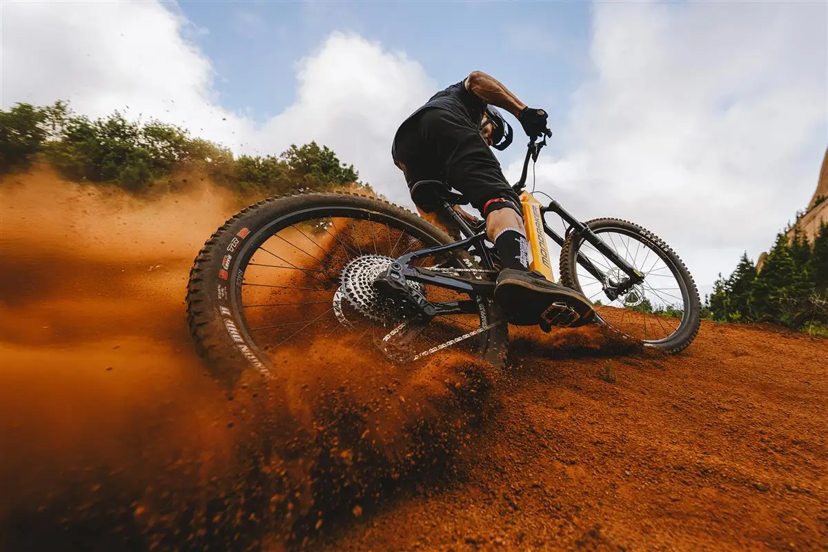 Mondraker Level RR Nimbus Grey