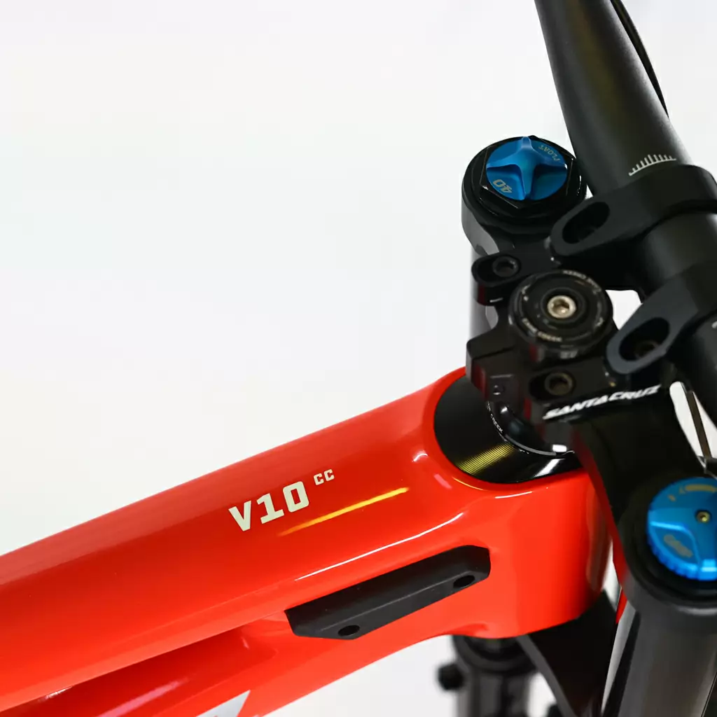 V10 8 DH S Carbon CC 29/27.5'' 203mm 7v Rojo Talla S #5