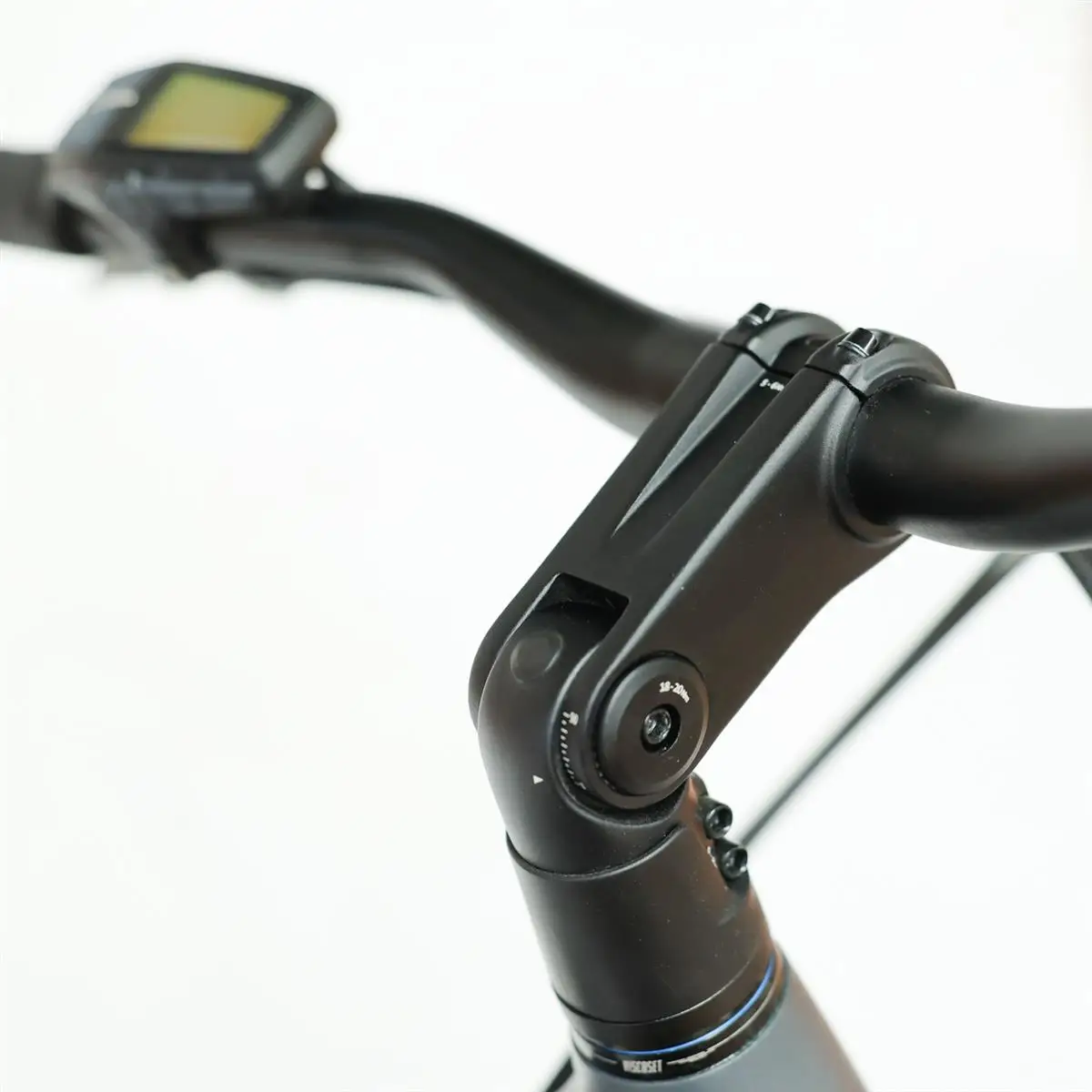 Trekking 4 Low Test Bike (4km) 27,5'' 100mm 10v 720Wh Yamaha PW-S2 Grigio/Bianco Taglia M #8