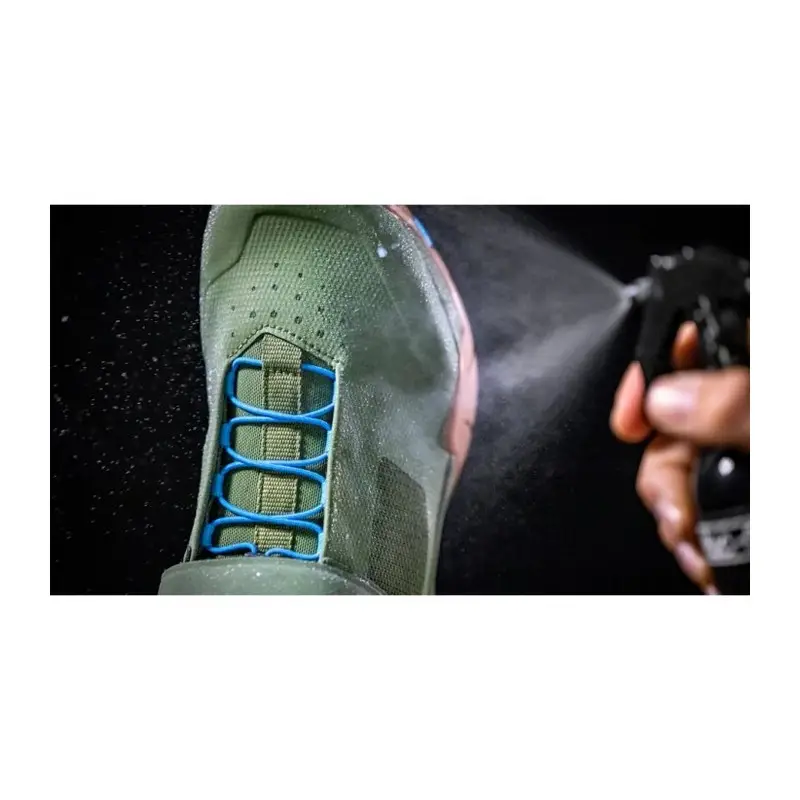 Spray Impregnante Premium Footwear Shield 250ml #2