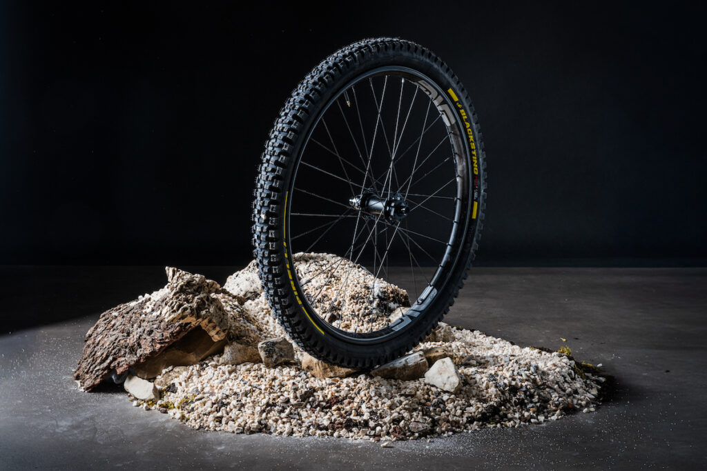 Pirelli Scorpion Gravity Black Sting