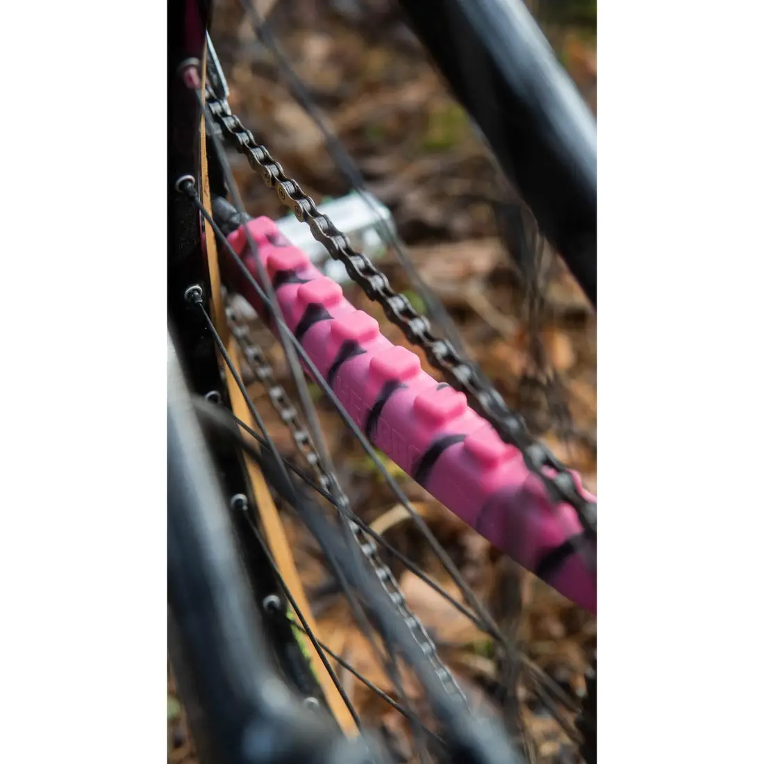 Universal Shush Pink Catena Bracelet - image